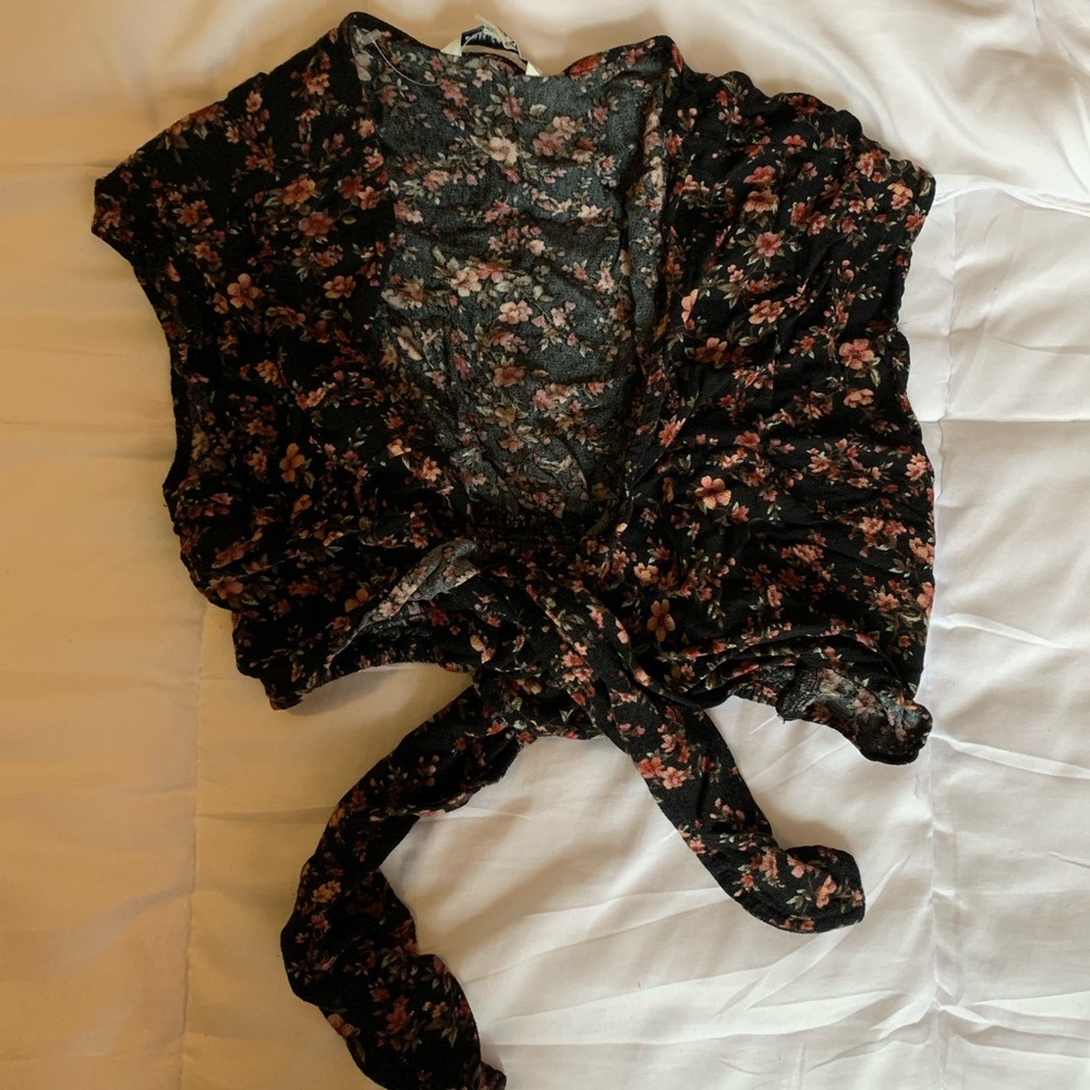 American Eagle Floral Wrap Crop Top